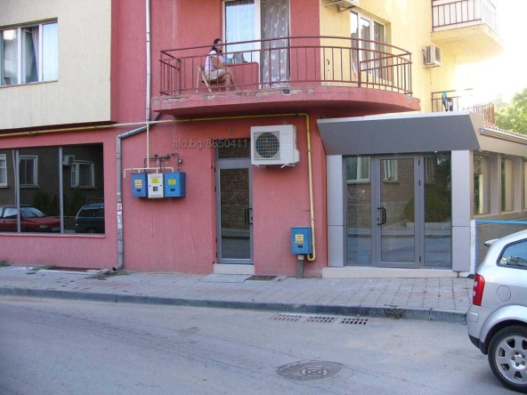 Магазин в Велико Търново, Център - 65 кв.м за 1491 €/кв.м - Снимка #1