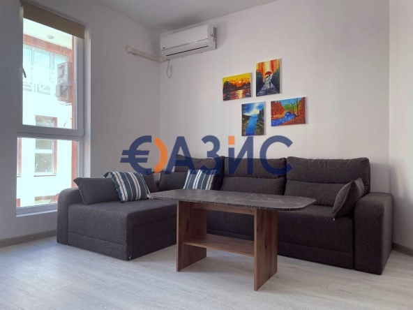 Двустаен апартамент в к.к. Слънчев бряг - 50 кв.м за 934 €/кв.м - Снимка #1