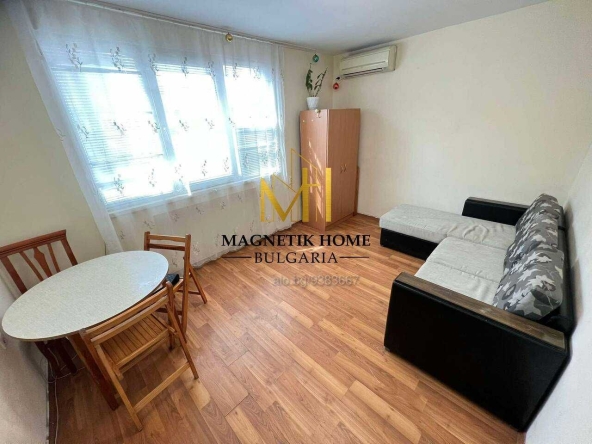 Дава се под наем Двустаен апартамент в Бургас, Център - 50 кв.м за 244.8 € - Снимка #1