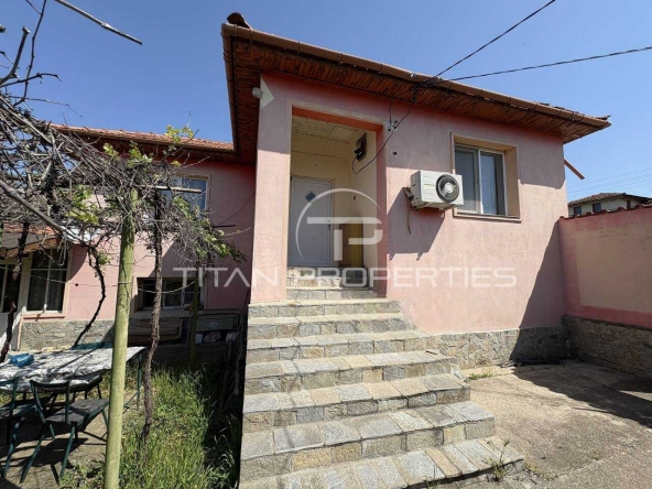 Къща в с. Ръжево Конаре, Област Пловдив - 200 кв.м за 425 €/кв.м - Снимка #1