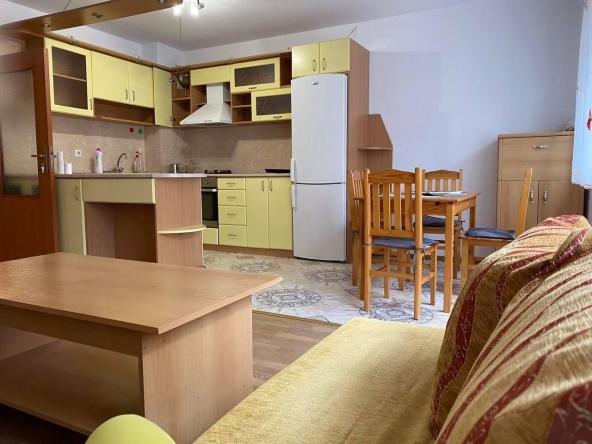 Дава се под наем Двустаен апартамент в Пловдив, Кършияка - 60 кв.м за 500 € - Снимка #1