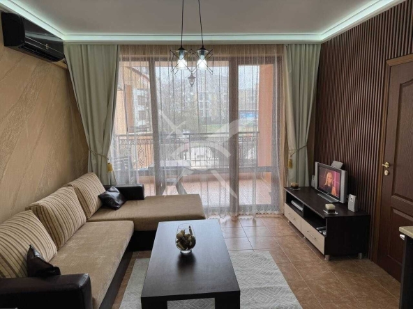 Двустаен апартамент в к.к. Слънчев бряг - 61 кв.м за 1345 €/кв.м - Снимка #1