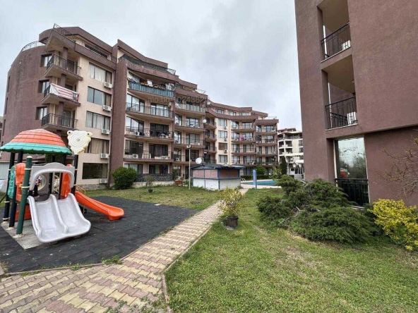 Двустаен апартамент в к.к. Слънчев бряг - 68 кв.м за 1077 €/кв.м - Снимка #1