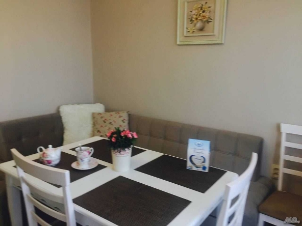 Дава се под наем Тристаен апартамент в София, Слатина - 106 кв.м за 489.6 € - Снимка #1