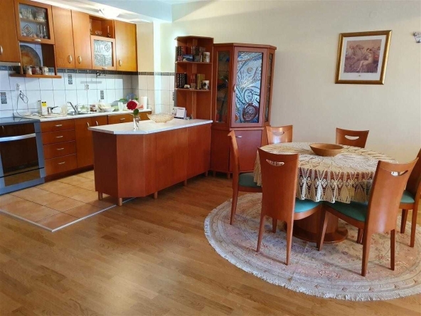 Дава се под наем Двустаен апартамент в София, Зона Б-5 - 70 кв.м за 459 € - Снимка #1