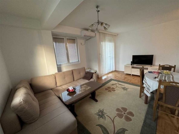 Дава се под наем Двустаен апартамент в София, Зона Б-5 - 65 кв.м за 484.5 € - Снимка #1