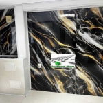 Дава се под наем Магазин в Пловдив, Център - 17 кв.м за 306 € - Снимка #1