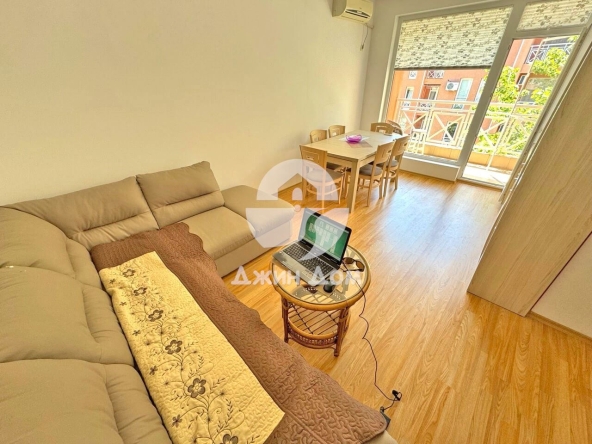 Тристаен апартамент в к.к. Слънчев бряг - 77 кв.м за 819 €/кв.м - Снимка #1