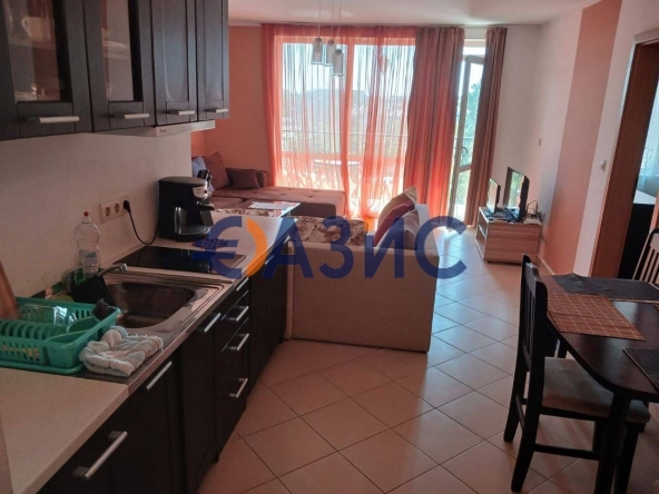Двустаен апартамент в к.к. Слънчев бряг - 73 кв.м за 1096 €/кв.м - Снимка #1
