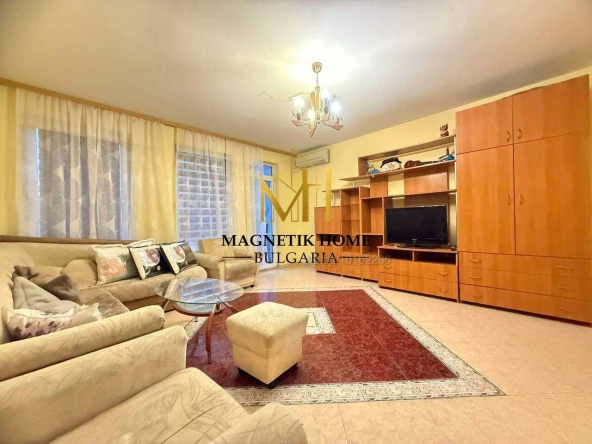 Дава се под наем Двустаен апартамент в Бургас, Лазур - 89 кв.м за 382.5 € - Снимка #1