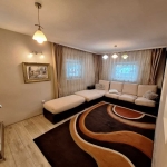 Дава се под наем Тристаен апартамент в Пловдив, Христо Смирненски - 100 кв.м за 600 € - Снимка #1