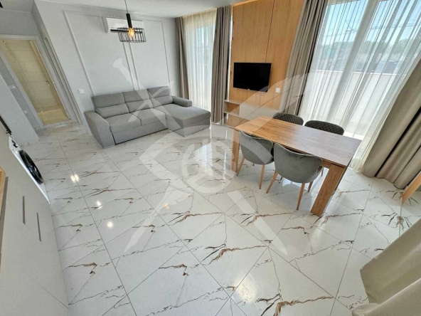 Двустаен апартамент в к.к. Слънчев бряг - 102 кв.м за 1530 €/кв.м - Снимка #1