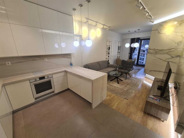 Дава се под наем Двустаен апартамент в София, Зона Б-5 - 57 кв.м за 612 € - Снимка #1