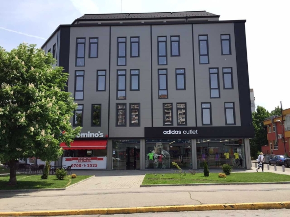 Дава се под наем Магазин в София, Люлин 6 - 240 кв.м за 3456 € - Снимка #1