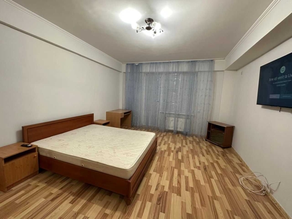 Дава се под наем Двустаен апартамент в София, Красно село - 76 кв.м за 375 € - Снимка #1