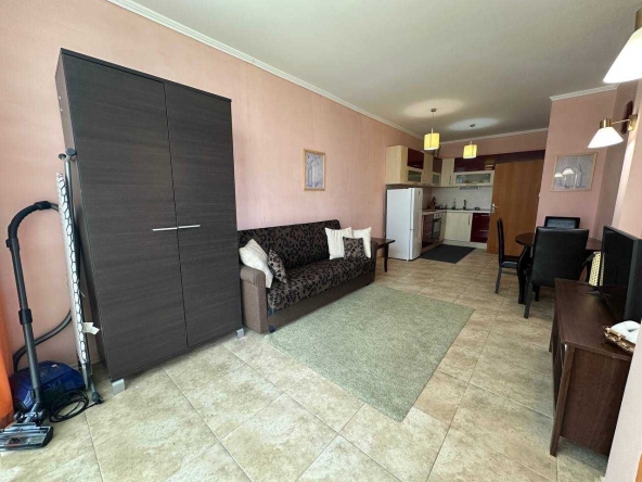 Двустаен апартамент в Несебър - 65 кв.м за 1354 €/кв.м - Снимка #1