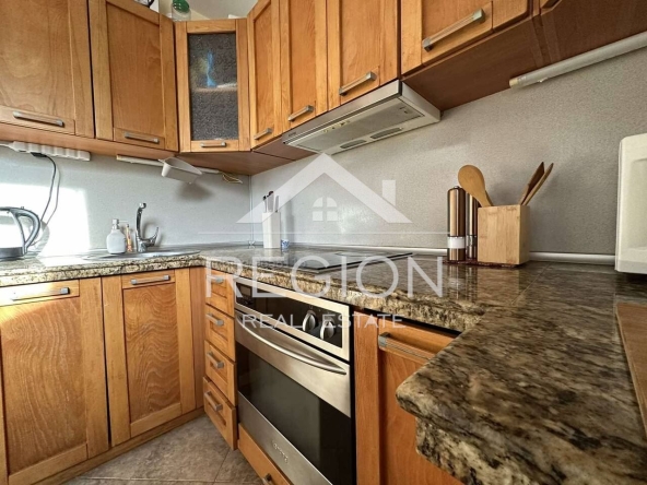 Дава се под наем Мезонет в Варна, Лятно кино Тракия - 100 кв.м за 663 € - Снимка #1