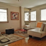 Дава се под наем Двустаен апартамент в Бургас, Център - 64 кв.м за 255 € - Снимка #1