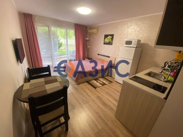 Едностаен апартамент в Свети Влас - 36 кв.м за 1528 €/кв.м - Снимка #1