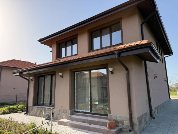 Къща в с. Винарско, Област Бургас - 164 кв.м за 1134 €/кв.м - Снимка #1