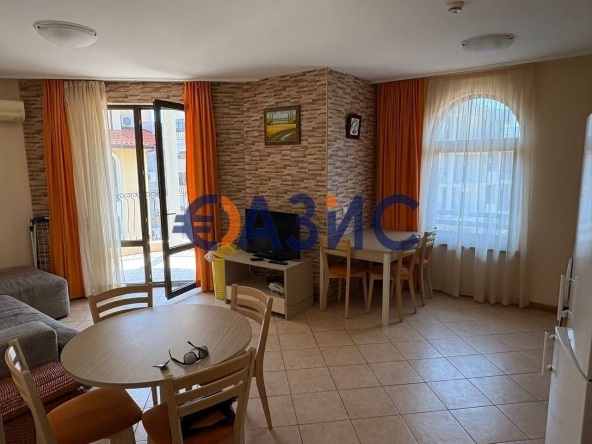 Тристаен апартамент в к.к. Слънчев бряг - 94 кв.м за 1118 €/кв.м - Снимка #1