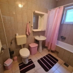 Дава се под наем Тристаен апартамент в Бургас, Център - 80 кв.м за 280.5 € - Снимка #1