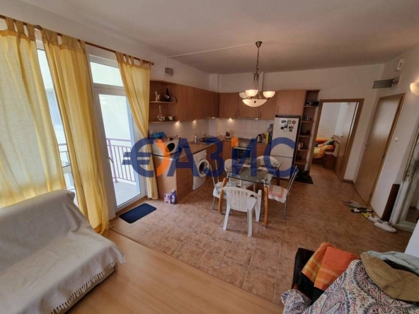 Тристаен апартамент в к.к. Слънчев бряг - 88 кв.м за 1022 €/кв.м - Снимка #1