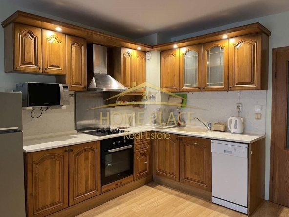 Дава се под наем Тристаен апартамент в Варна, Левски - 105 кв.м за 612 € - Снимка #1