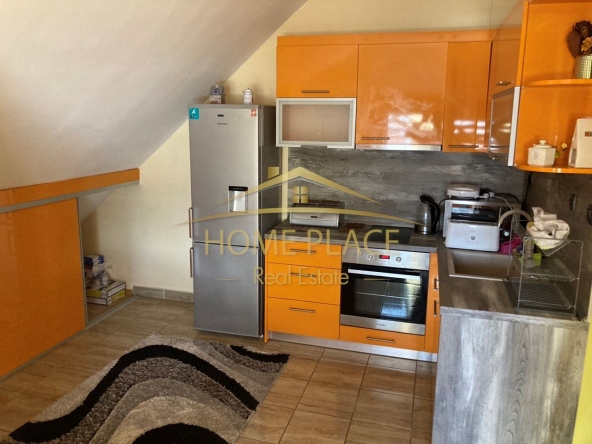 Дава се под наем Тристаен апартамент в Варна, Спортна зала - 95 кв.м за 510 € - Снимка #1