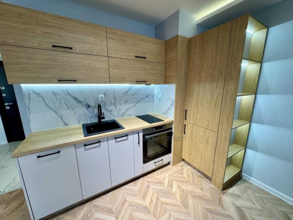 Двустаен апартамент в Пловдив, Христо Смирненски - 65 кв.м за 2077 €/кв.м - Снимка #1