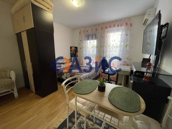 Едностаен апартамент в к.к. Слънчев бряг - 28 кв.м за 1054 €/кв.м - Снимка #1