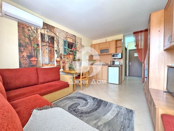 Едностаен апартамент в к.к. Слънчев бряг - 42 кв.м за 1250 €/кв.м - Снимка #1