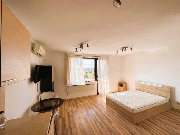 Дава се под наем Двустаен апартамент в София, Бъкстон - 40 кв.м за 367.2 € - Снимка #1