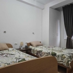 Дава се под наем Тристаен апартамент в Бургас, Изгрев - 70 кв.м за 255 € - Снимка #1