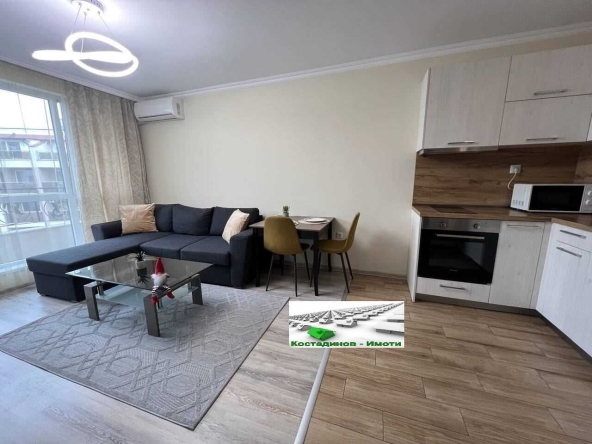 Дава се под наем Двустаен апартамент в Пловдив, Христо Смирненски - 65 кв.м за 550 € - Снимка #1