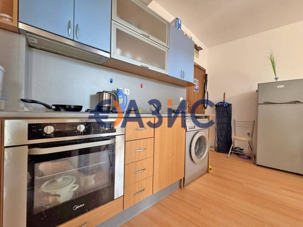 Двустаен апартамент в к.к. Слънчев бряг - 39 кв.м за 1244 €/кв.м - Снимка #1