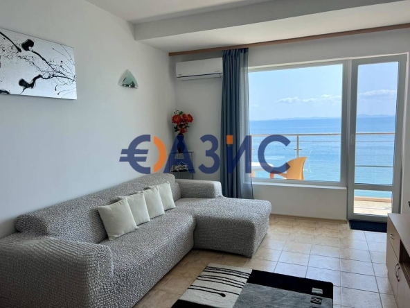 Двустаен апартамент в Свети Влас - 77 кв.м за 1364 €/кв.м - Снимка #1