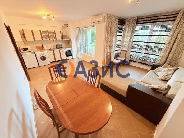 Тристаен апартамент в к.к. Слънчев бряг - 102 кв.м за 1069 €/кв.м - Снимка #1