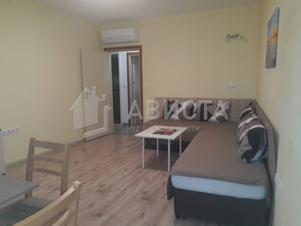 Дава се под наем Двустаен апартамент в София, Зона Б-19 - 72 кв.м за 650 € - Снимка #1
