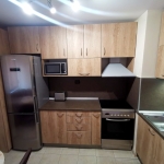 Дава се под наем Тристаен апартамент в Плевен, 9-ти квартал - 65 кв.м за 357 € - Снимка #1