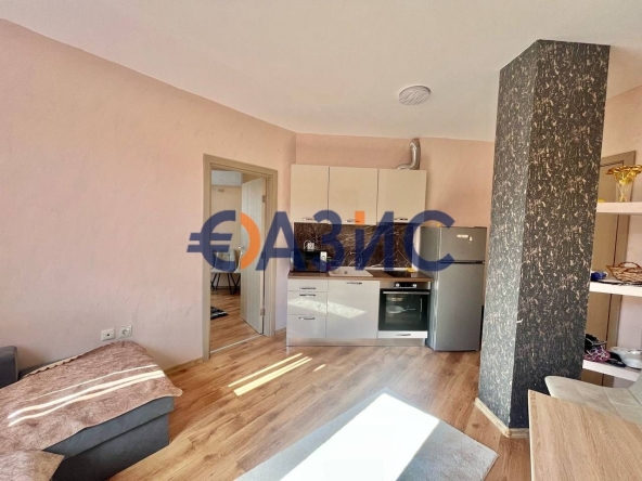 Двустаен апартамент в к.к. Слънчев бряг - 50 кв.м за 890 €/кв.м - Снимка #1