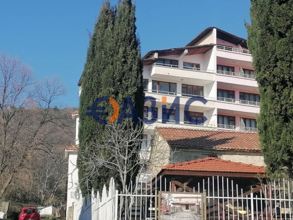 Къща в Свети Влас - 800 кв.м за 499 €/кв.м - Снимка #1