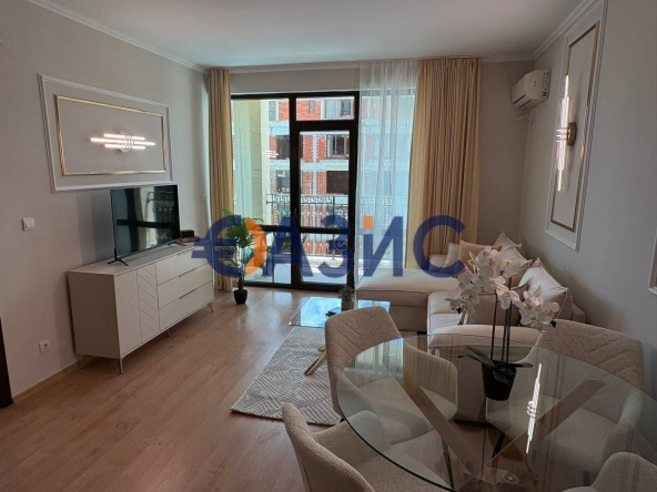Двустаен апартамент в к.к. Слънчев бряг - 83 кв.м за 1127 €/кв.м - Снимка #1