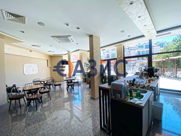 Многостаен апартамент в Несебър - 1450 кв.м за 1725 €/кв.м - Снимка #1