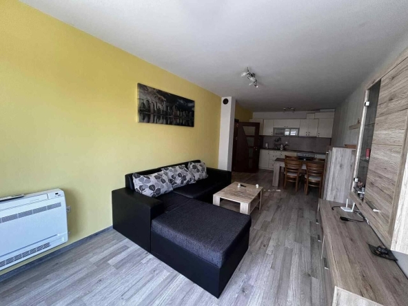 Дава се под наем Двустаен апартамент в Бургас, Сарафово - 70 кв.м за 510 € - Снимка #1