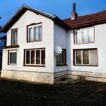 Къща в с. Долни Богров, Област София-град - 188 кв.м за 1170 €/кв.м - Снимка #1