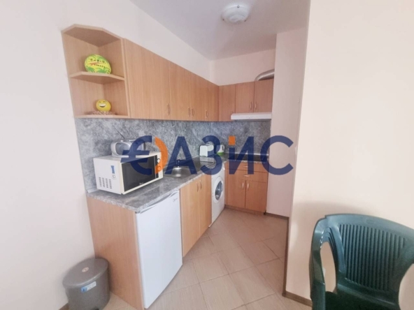 Тристаен апартамент в к.к. Слънчев бряг - 86 кв.м за 983 €/кв.м - Снимка #1