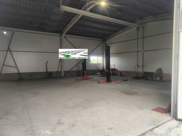 Склад в Пловдив, Индустриална зона - Юг - 2800 кв.м за 229 €/кв.м - Снимка #1