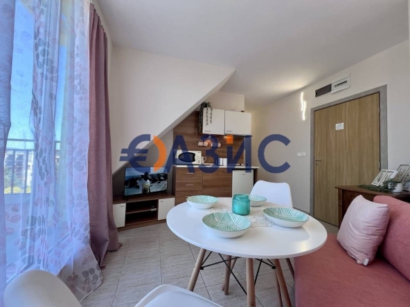 Двустаен апартамент в к.к. Слънчев бряг - 45 кв.м за 1323 €/кв.м - Снимка #1