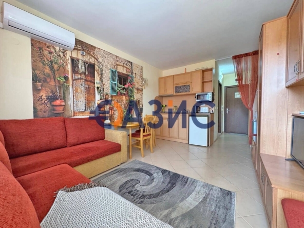 Едностаен апартамент в к.к. Слънчев бряг - 42 кв.м за 1227 €/кв.м - Снимка #1